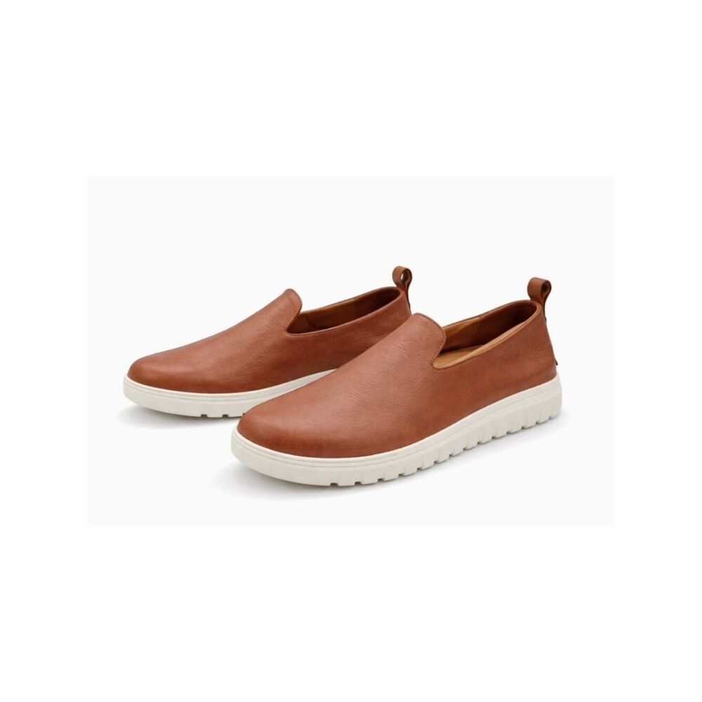 Vionic Uptown Willa Supportive Sneaker Tan Leather Slip On Women 7.5 Wide Loafer